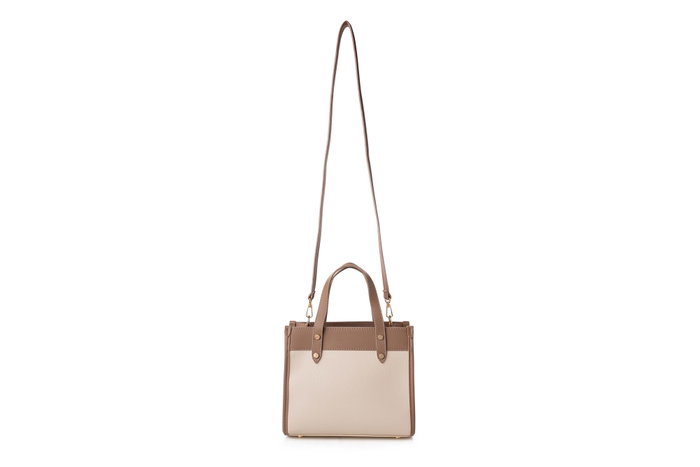 Vince Camuto Cortona Bolso tote de piel de polivinilo en crema y visón, Elegante y sofisticado accesorio de moda para mujer